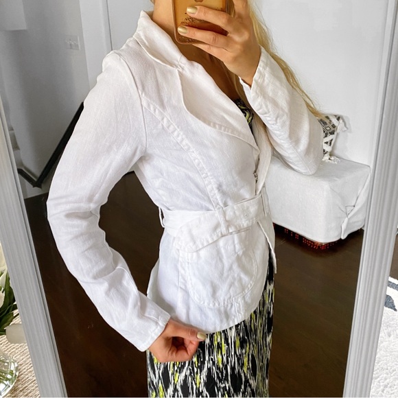 🐚 H&M WHITE LINEN BELTED BLAZER JACKET! - Picture 3 of 14
